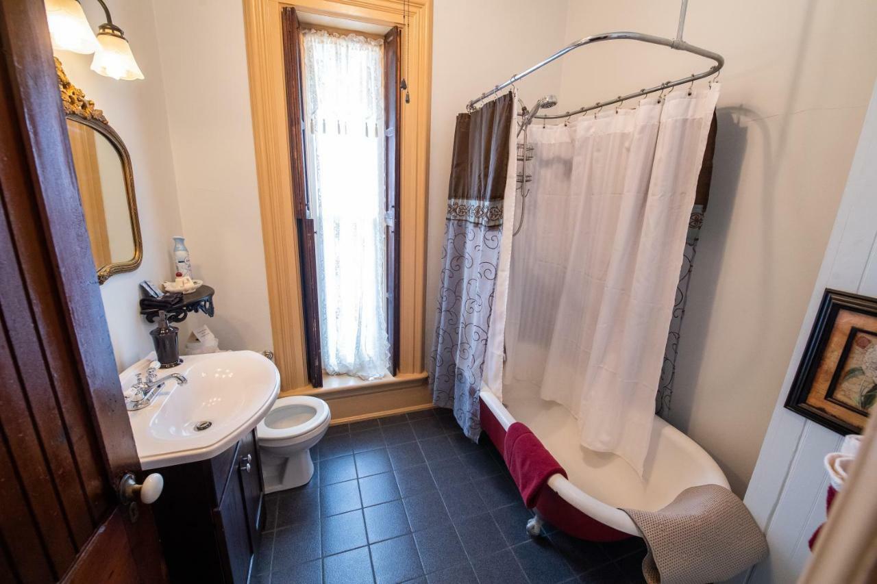 Spencer House Bed & Breakfast Erie Bagian luar foto