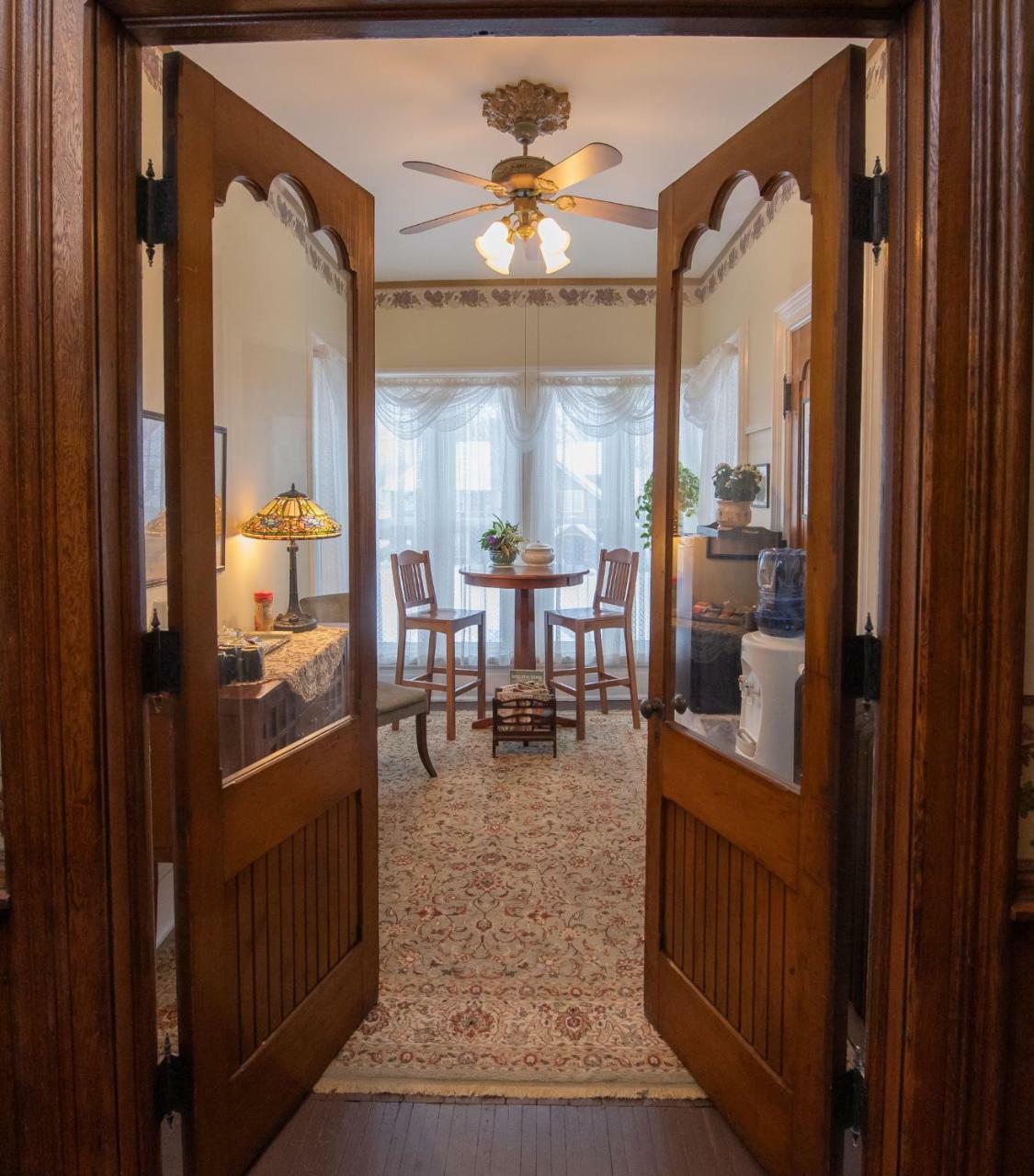 Spencer House Bed & Breakfast Erie Bagian luar foto