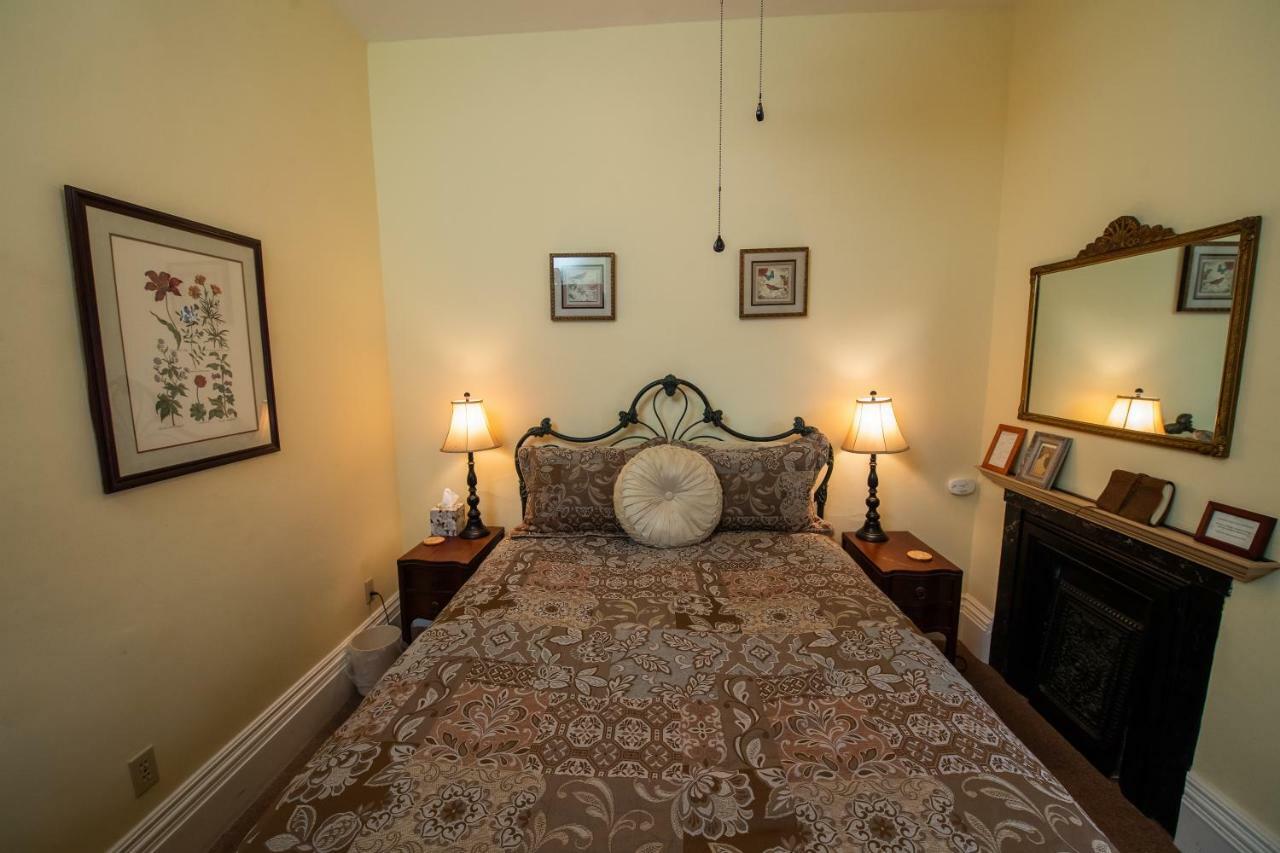 Spencer House Bed & Breakfast Erie Bagian luar foto