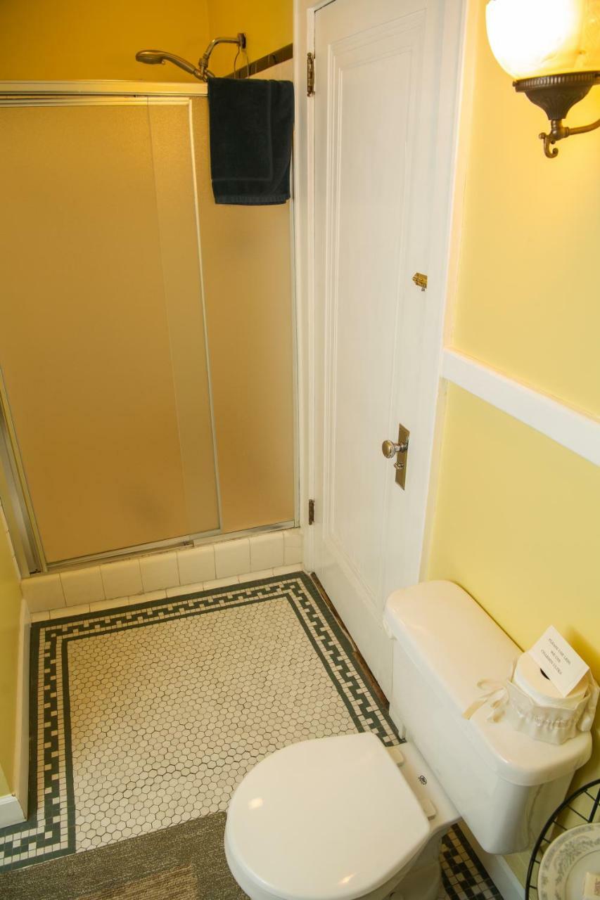 Spencer House Bed & Breakfast Erie Ruang foto