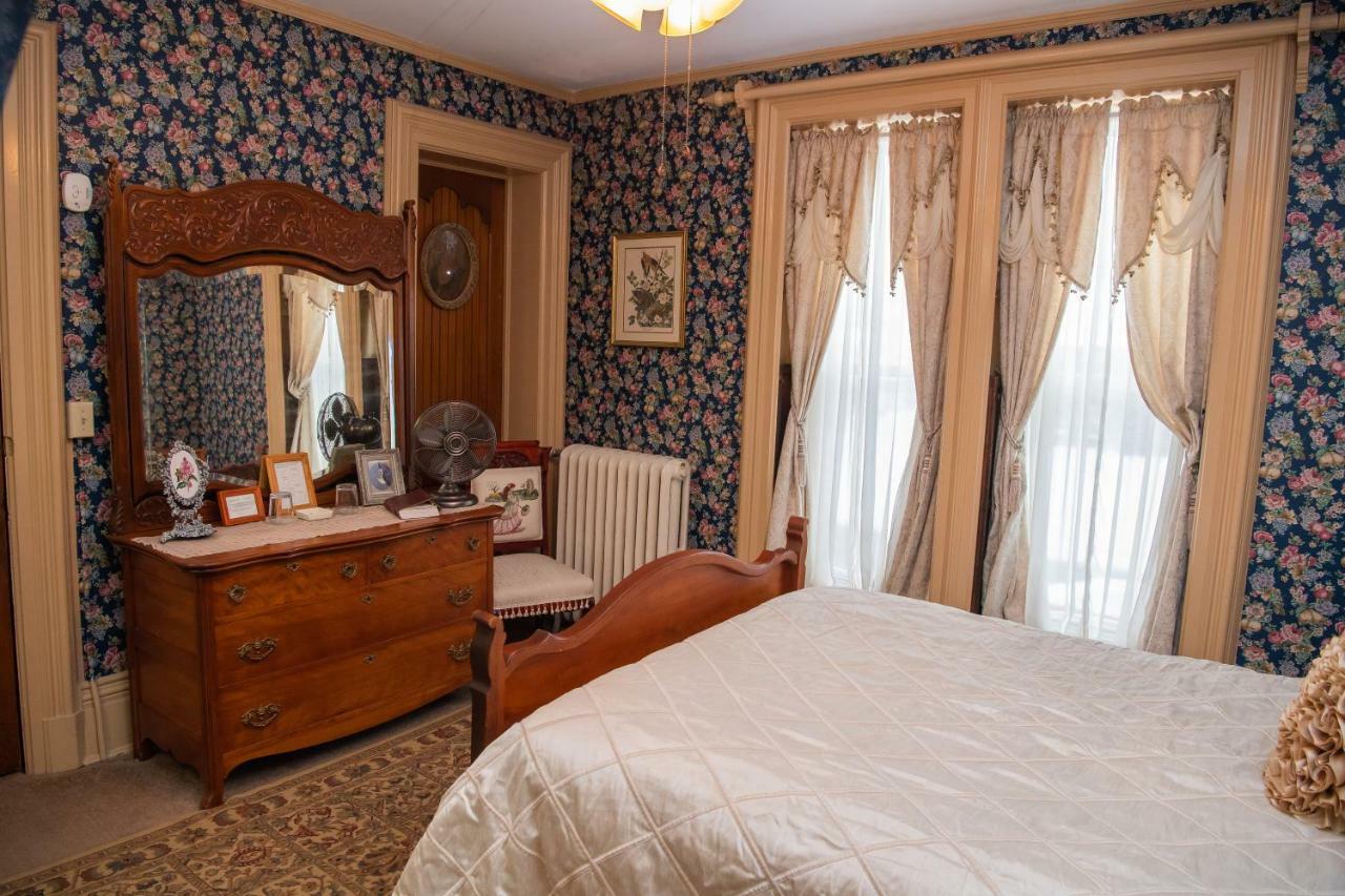 Spencer House Bed & Breakfast Erie Bagian luar foto